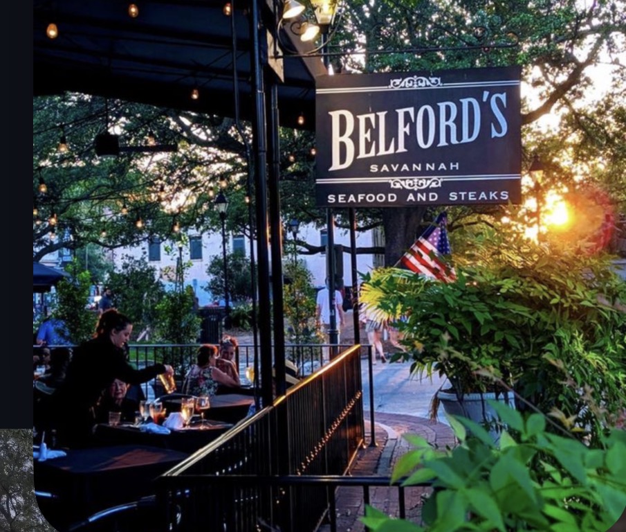 Belford's Seafood golden hour exterior